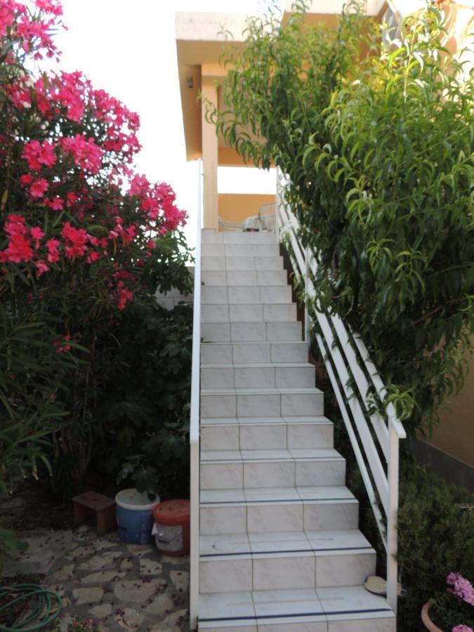 Apartman Husic Pag Town Exterior foto