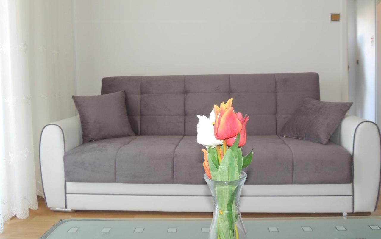Apartman Husic Pag Town Exterior foto